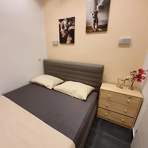 https://frisch-renovierte-wohnung-design-apartment-favoritenstrae-147.vienna-besthotels.com